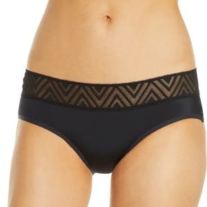 Thinx Hiphugger Period Panty Moderate Absorbency Underwear Black S